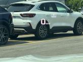 Thumbnail of 2025 Crystal White Tricoat Cadillac Escalade