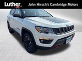Photo of 2020 White Clearcoat Jeep Compass