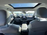 Thumbnail of 2020 Blizzard Pearl Toyota Highlander