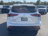 Thumbnail of 2020 Blizzard Pearl Toyota Highlander