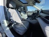 Thumbnail of 2020 Blizzard Pearl Toyota Highlander
