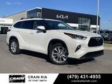 Photo of 2020 Blizzard Pearl Toyota Highlander