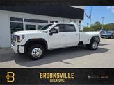 Photo of 2024 Summit White GMC Sierra 3500