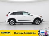Thumbnail of 2022 White Kia Niro EV