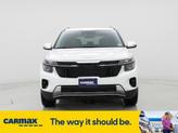 Thumbnail of 2024 White Kia Seltos