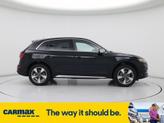 Thumbnail of 2022 Black Audi Q5