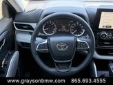 Thumbnail of 2024 Moon Dust Toyota Highlander
