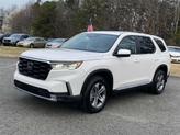 Photo of 2025 Platinum White Pearl Honda Pilot