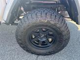 Thumbnail of 2023 Bright White Clearcoat Jeep Gladiator