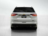 Thumbnail of 2020 Iridescent Pearl Tricoat Chevrolet Traverse
