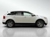 Thumbnail of 2013 White Platinum Clearcoat Metallic Ford Edge