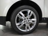 Thumbnail of 2013 White Platinum Clearcoat Metallic Ford Edge