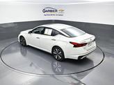 Thumbnail of 2022 Pearl White Tricoat Nissan Altima