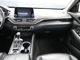 Thumbnail of 2022 Pearl White Tricoat Nissan Altima