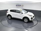 Thumbnail of 2017 Clear White Kia Sportage