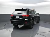 Thumbnail of 2017 Diamond Black Crystal Pearlcoat Jeep Grand Cherokee