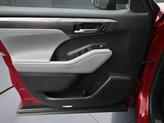 Thumbnail of 2020 Ruby Flare Pearl Toyota Highlander