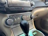 Thumbnail of 2012 Blizzard Pearl Toyota Highlander