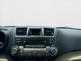Thumbnail of 2012 Blizzard Pearl Toyota Highlander