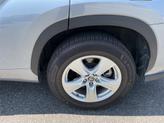 Thumbnail of 2020 Celestial Silver Metallic Toyota Highlander