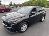 Thumbnail of 2024 Midnight Black Metallic Toyota Highlander