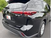 Thumbnail of 2024 Midnight Black Metallic Toyota Highlander