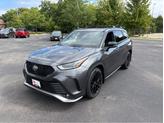 Thumbnail of 2023 Magnetic Gray Metallic Toyota Highlander