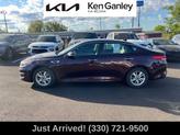 Thumbnail of 2018 Sangria Red Kia Optima
