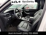 Thumbnail of 2020 Oxford White Ford Explorer