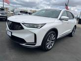 Thumbnail of 2026 Platinum White Pearl Acura MDX