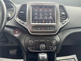 Thumbnail of 2021 Bright White Clearcoat Jeep Cherokee