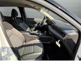 Thumbnail of 2025 Aspen White Tricoat/Super Black Nissan Kicks