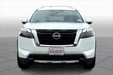 Thumbnail of 2025 White Nissan Pathfinder
