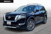 Photo of 2025 Super Black Nissan Pathfinder
