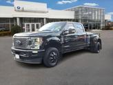 Photo of 2020 Agate Black Metallic Ford F-350