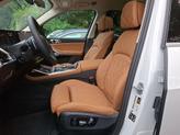 Thumbnail of 2025 Mineral White Metallic BMW X7