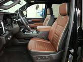 Thumbnail of 2024 Onyx Black GMC Sierra 2500