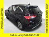 Thumbnail of 2022 Agate Black Metallic Ford Escape