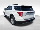 Thumbnail of 2022 White Metallic Ford Explorer