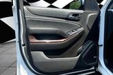 Thumbnail of 2020 Summit White GMC Yukon