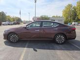 Thumbnail of 2023 Garnet Pearl Nissan Altima