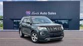 Photo of 2016 Green Ford Explorer