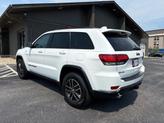Thumbnail of 2018 Bright White Clearcoat Jeep Grand Cherokee