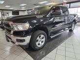 Photo of 2019 Diamond Black Crystal Pearlcoat RAM 1500