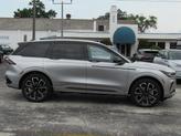 Thumbnail of 2025 Silver Radiance Metallic Clearcoat Lincoln Nautilus