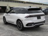 Thumbnail of 2025 WHITE PLATINUM Lincoln Nautilus
