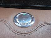 Thumbnail of 2023 Infinite Black Metallic Clearcoat Lincoln Navigator