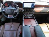 Thumbnail of 2023 Infinite Black Metallic Clearcoat Lincoln Navigator