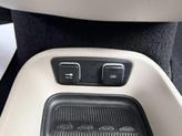Thumbnail of 2018 Brilliant Black Crystal Pearlcoat Chrysler Pacifica