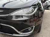 Thumbnail of 2018 Brilliant Black Crystal Pearlcoat Chrysler Pacifica